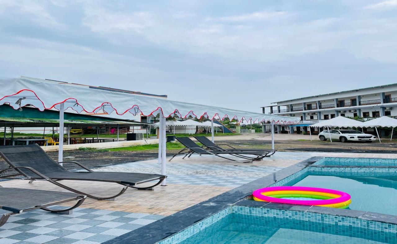 Vasant Vihar Resort Kevadia Exterior foto